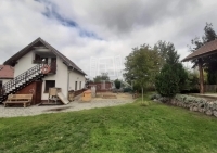 Eladó családi ház Komárom, 165m2