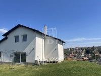 închiriere casa familiala Pécel, 246m2