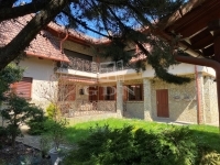 Vânzare casa familiala Komárom, 230m2