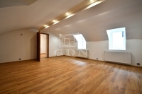 Székesfehérvár Üzlethelyiség 15