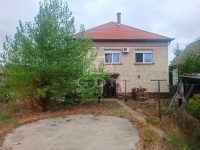Tököl 家庭别墅 1