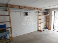 Tiszavasvári Garázs 2