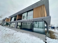 Eladó lakás (téglaépítésű) Balatonföldvár, 208m2