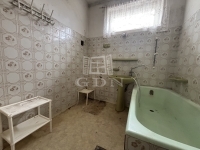 Bábolna Családi ház 40