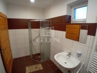 Vaskút Családi ház 12