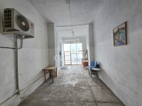 Madaras Üzlethelyiség 3