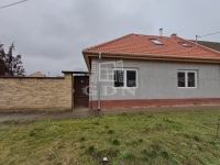 Eladó ikerház Baja, 120m2