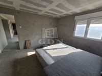 Vaskút Családi ház 9