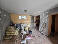 Vaskút Családi ház 12