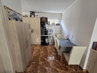 Vaskút Családi ház 24