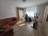 Vaskút Családi ház 36