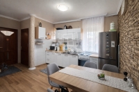 Baja Lakás (téglaépítésű) 1