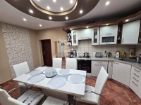 Baja Családi ház 40