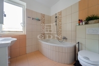 Budapest III. kerület 双面别墅 13