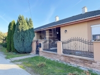 Eladó ikerház Pécel, 91m2