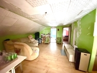 Szentlőrinckáta Családi ház 8