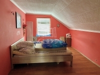 Szentlőrinckáta Családi ház 9