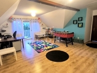 Dunaharaszti Family House 11