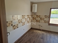 Kisapostag Raktár 22