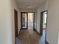 Kisapostag Raktár 28