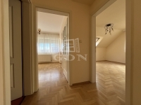 Budapest XVI. kerület Совмещенный дом 33