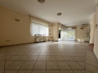 Budapest XVI. kerület Совмещенный дом 5