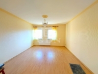 Inárcs 家庭别墅 8