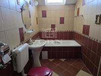 Budapest XVII. kerület Совмещенный дом 28