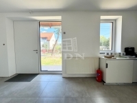 Budapest XVI. kerület Коммерческая - Офисное помещение 12