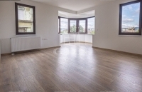 Budapest VI. kerület Lakás (csúsztatott zsalu) 0