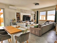 Kakucs Ikerház - 95.990.000 Ft