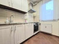 Budapest X. kerület Lakás (csúsztatott zsalu) 1