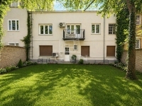 Eladó családi ház Budapest XIV. kerület, 400m2