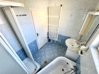 Budapest XVI. kerület Ikerház 12