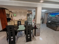 Pécel Családi ház 1