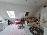 Budapest XVII. kerület Совмещенный дом 18