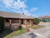 Pécel Ikerház - 80.900.000 Ft