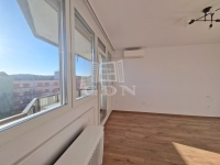 Zalaegerszeg Lakás (csúsztatott zsalu) 13