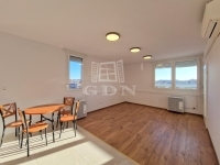 Zalaegerszeg Lakás (csúsztatott zsalu) 2