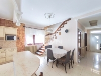 Eladó családi ház Zalaegerszeg, 210m2