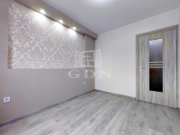 Zalaegerszeg Lakás (csúsztatott zsalu) 30