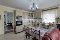 Gárdony Family House 12