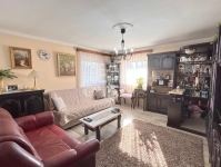 Gárdony Family House 11