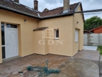 For sale flat Budapest, XX. district, 201m2