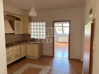 Eladó lakás (téglaépítésű) Budapest XIX. kerület, 58m2