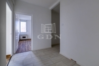 Budapest XVI. kerület Lakás (csúsztatott zsalu) 1