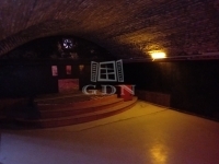 Kaposvár 商业用 - 店铺 - 195.000 HUF