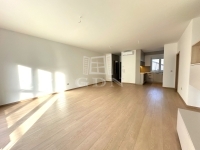 Kaposvár 公寓房（砖头） 11