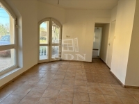 Bana Üzlethelyiség 2