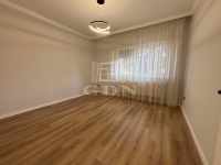 Komárom Lakás (téglaépítésű) 1